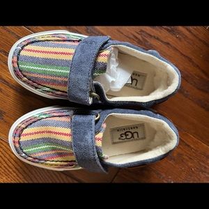New with box UGG kids sneakers shoes